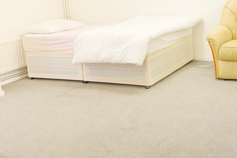 Double Room To Rent in London